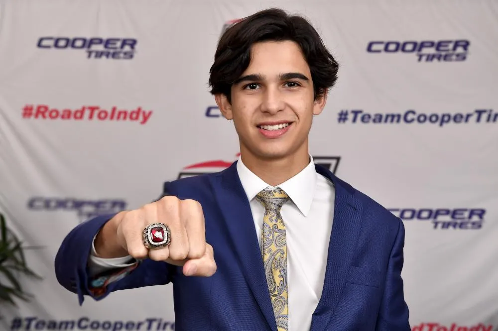 Kiko Porto celebra cinco anos do título da USF 2000 e transforma conquistas em combustível para novos desafios